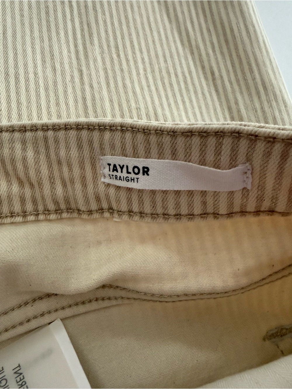 DEAR JOHN || Taylor Sand Straight-Leg Jean. Sz. 25 - Picture 12 of 15